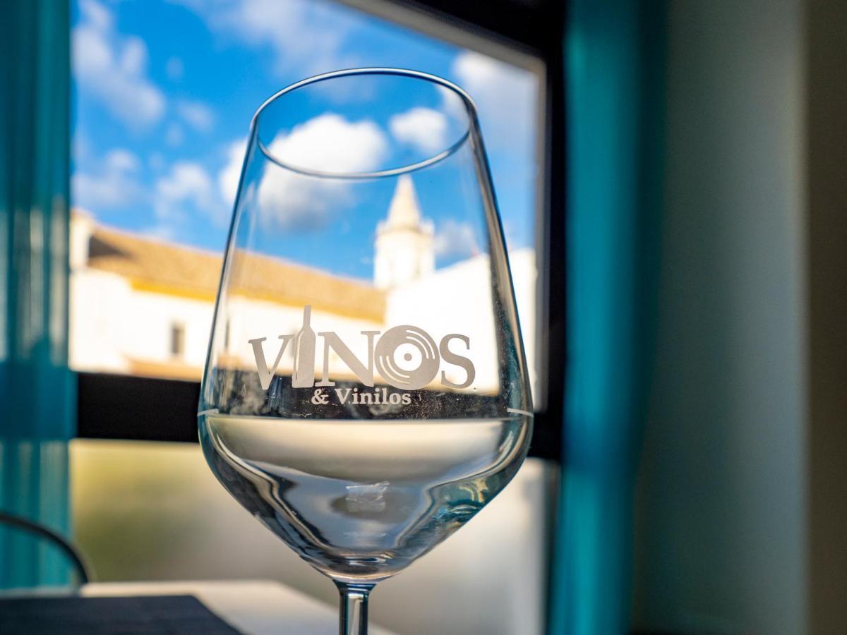 Vinos & Vinilos By H Ayamonte Exterior foto